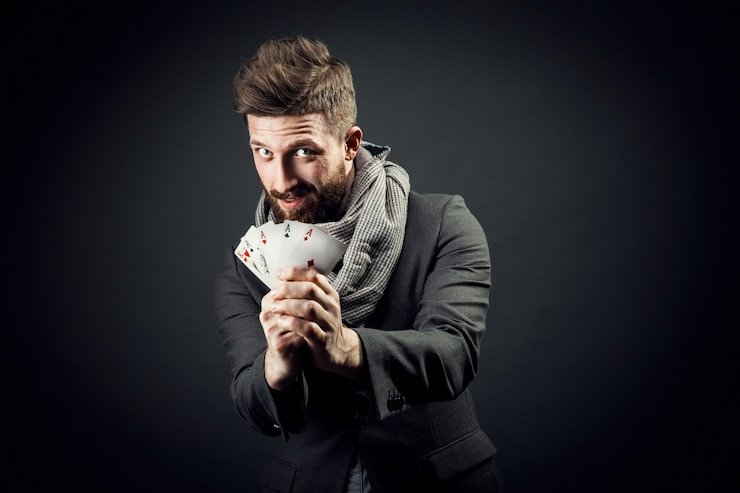 Antarmuka permainan Texas Poker di platform kas138 menampilkan meja dengan kartu komunitas dan pemain